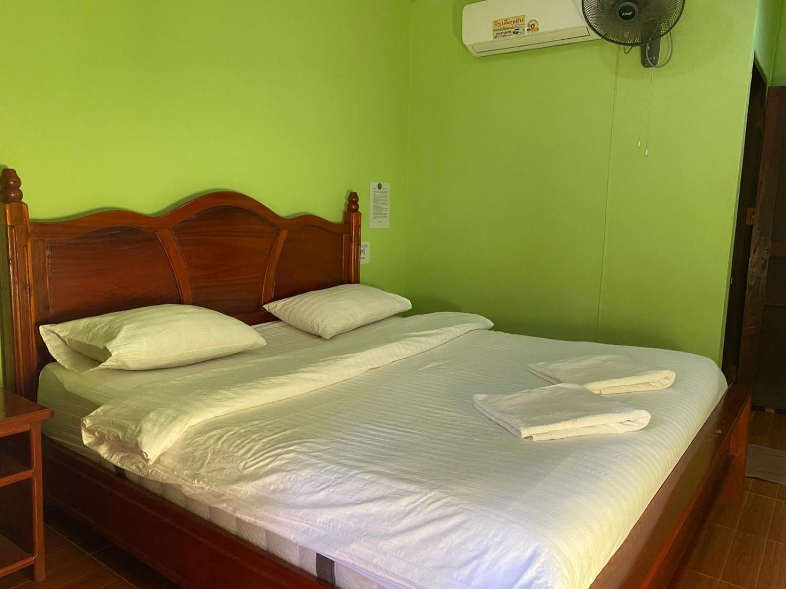 Letana Guesthouse Ban O Buitenkant foto