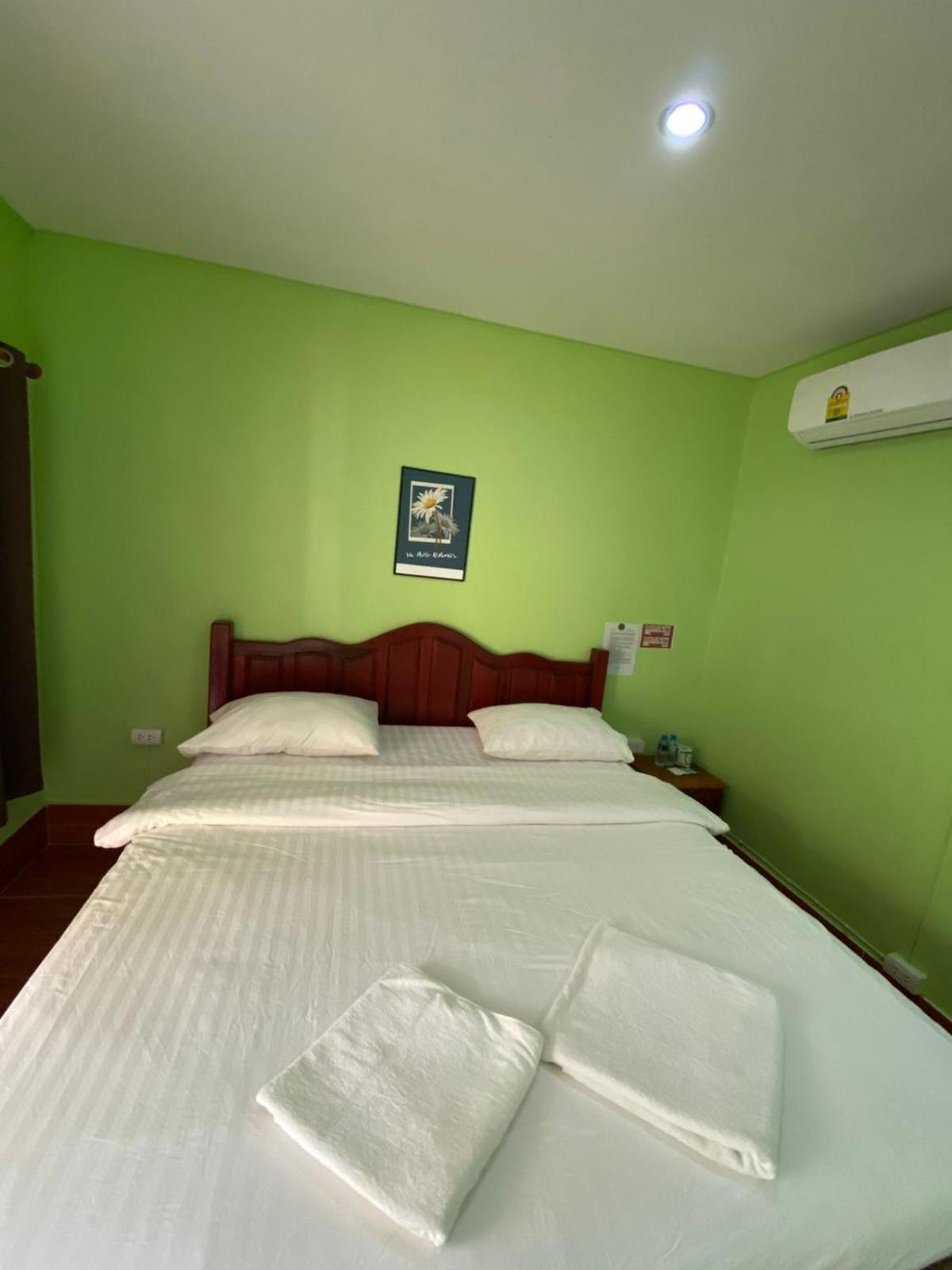 Letana Guesthouse Ban O Buitenkant foto